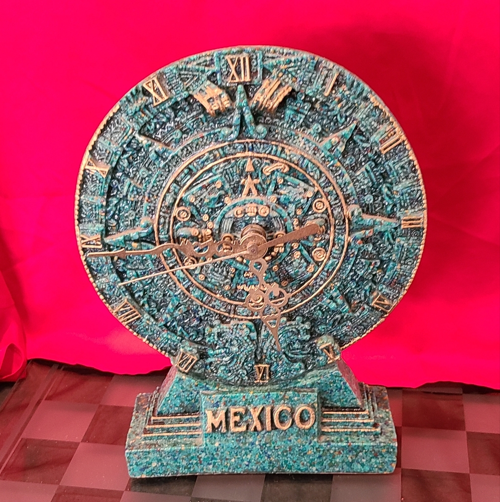 Vintage Carved Turquoise Aztec Mayan Table Desk Clock